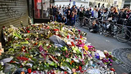Trei dintre autorii atacurilor de la Paris, pe listele cu combatanţi jihadişti obţinute de presa occidentală