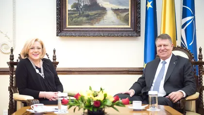 Klaus Iohannis şi Corina Crețu au discutat despre relansarea absorbţiei fondurilor europene