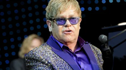 NUNTĂ REGALĂ. Elton John a susţinut un recital pentru invitaţii la recepţia de la palatul Windsor