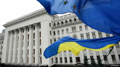 Oficialităţile ucrainene NU mai au voie să CRITICE public guvernul de la Kiev