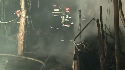 Incendiu devastator în Ilfov. Două case s-au făcut scrum VIDEO