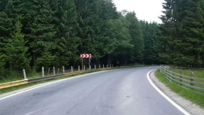 Raliul Braşovului închide mai multe porţiuni de drum, pe Valea Prahovei. Lista completă a traseelor de evitat
