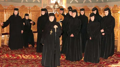 Stareţa mănăstirii Sfintei Cruci din Oradea, trimisă în judecată pentru spălare de bani