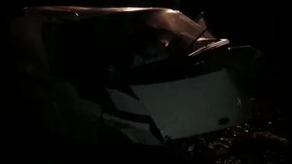 Accident grav în Argeş. Şoferul unei autoutilitare a murit după ce a căzut cu maşina de pe un pod VIDEO