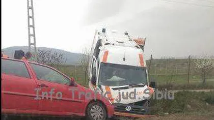 Ambulanţă implicată într-un ACCIDENT RUTIER pe DN7 în Sibiu