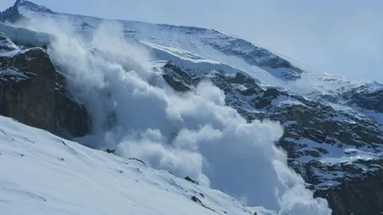 Doi alpinişti au murit după ce au fost surprinşi de o avalanşă în Munţii Pirinei din Franţa