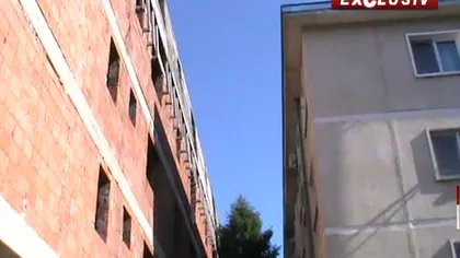Vanghelie, autorizaţii ilegale pe strada lui Cristian Popescu Piedone. Două blocuri vor fi demolate VIDEO