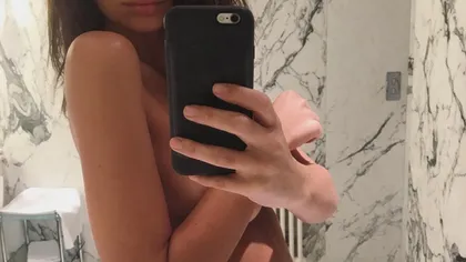 Vedete în ipostaze sexy! Cele mai hot selfie-uri ale începutului de an