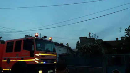 Incendiu de proporţii în Constanţa. O femeie a murit carbonizată