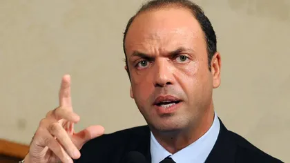 Ministrul italian de interne, Angelino Alfano, propune crearea de hotspoturi maritime pentru migranţi