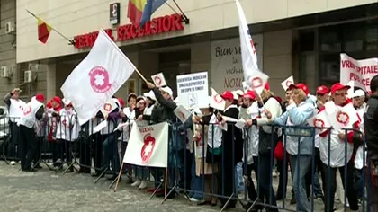 Angajaţii din sistemul sanitar, protest pentru salarii mai mari
