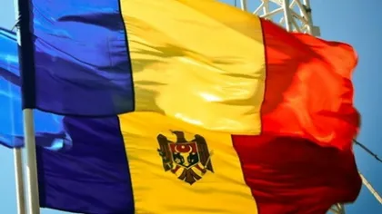 Sondaj: Aproape jumătate dintre români susţin că unirea cu Republica Moldova ar trebui să se facă prin referendumuri