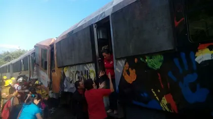 Coliziune între două trenuri din Costa Rica: 245 de răniţi GALERIE FOTO