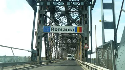 Autoturismele care vor trece miercuri podul peste Dunăre în sensul Giurgiu - Ruse nu vor plăti taxa de pod