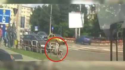 Accident în Botoşani. O femeie, lovită pe trecerea de pietoni VIDEO