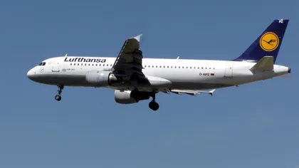 Un avion al companiei Lufthansa, la un pas de PRĂBUŞIRE