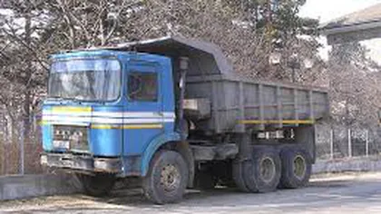 Camioane din România, atacate cu pietre în Franţa