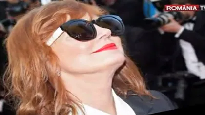 Parada vedetelor pe covorul roşu la Cannes: De la ochelari fumurii la rochii de seară monocrome