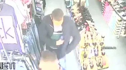 Doi hoţi din Satu Mare, filmaţi în timp ce furau dintr-un magazin de haine VIDEO