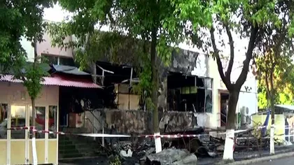 Incendiu violent la un complex comercial din Călăraşi