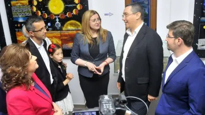 Ponta: Am primit de la NASA o parte din drapelul românesc care a fost pe staţia orbitală