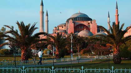 Turcia se confruntă cu cel mai semnificativ declin al numărului de turişti străini din ultimii 17 ani