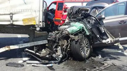 Accident grav în Constanţa. Un autoturism s-a ciocnit VIOLENT de un TIR