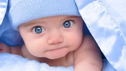 Vărsăturile la bebeluşi: Ce este normal şi ce nu