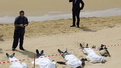 Criza migranţilor: 120 de cadavre ale refugiaţilor, pe o plajă din Libia