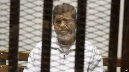 Egipt: Fostul preşedinte Mohamed Morsi a fost condamnat la ÎNCHISOARE pe VIAŢĂ