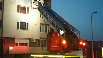 Explozie într-un apartament din Constanţa. Un bărbat a ajuns la spital în stare gravă