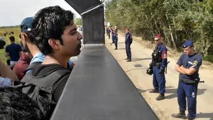 Ungaria a adoptat legea care îi trimite pe imigranţii ilegali peste gardul de la frontieră, în partea sârbă