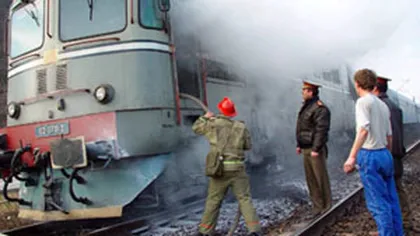 INCENDIU izbucnit la locomotiva unui tren privat care circula între Bistriţa şi Cluj