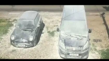 Incident grav în Olt. Maşinile unui politician, INCENDIATE. VIDEO