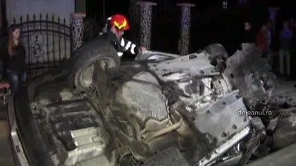 Destin tragic pentru doi tineri din Bistriţa Năsăud: Au murit după ce s-au izbit cu maşina de un cap de pod