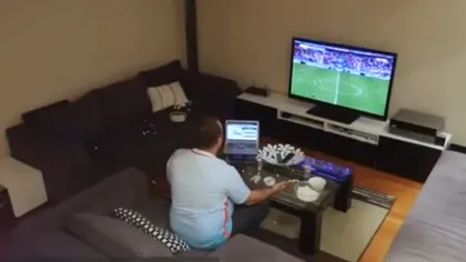 Reacţie ULUITOARE a unui suporter turc atunci când i se opreşte televizorul în timpul meciului VIDEO