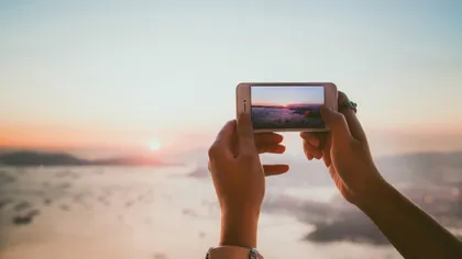 Trei aplicaţii care te ajută să organizezi fotografiile de vacanţă şi nu numai
