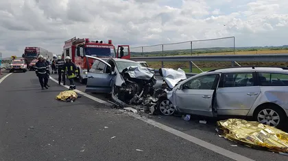 Tragedie pe autostradă. Două persoane au murit, s-a intervenit cu elicopterul