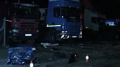 Tragedie pe o şosea din Bistriţa. Doi tineri au murit, iar un altul se află în stare gravă