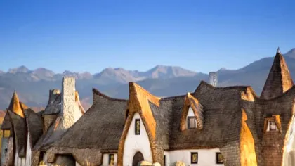 Castelul de lut din Valea Zânelor, la BBC VIDEO