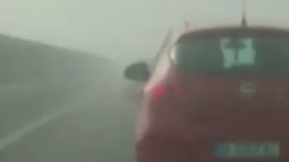 Fenomen ciudat pe Autostrada Soarelui. Ceaţa le-a dat bătăi de cap turiştilor aflaţi în drum spre mare VIDEO