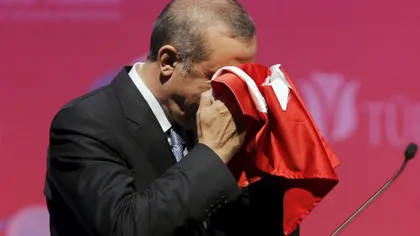 LEGEA MARŢIALĂ instaurată în Turcia. Erdogan denunţă lovitura de stat şi cheamă lumea în stradă