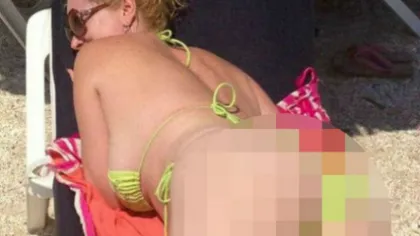 Oana Lis, sexy pe şezlong. Facebook a somat-o să şteargă poza, pentru că conţine nuditate FOTO