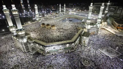 Pelerinii care vor merge la Mecca anul acesta vor purta o brăţară electronică de securitate