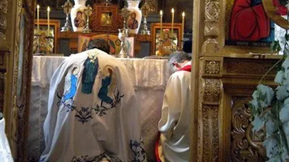 Preotul Constantin Onu, de la o biserică din Piteşti, acuzat de hărţuire sexulă de către o enoriaşă