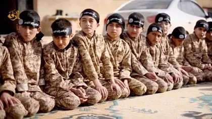 ISIS a decapitat patru fotbalişti sirieni în faţa unor copii! Imagini terifiante