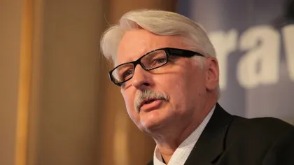 Şeful diplomaţiei poloneze critică deciziile UE în criza migranţilor