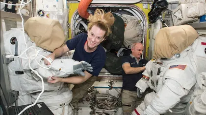 Doi astronauţi de pe ISS ies în spaţiu pentru şase ore şi jumătate FOTO