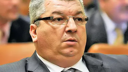 Senatorul Constantin Popa a anunţat că părăseşte PMP şi trece la PRU deoarece nu poate fi 