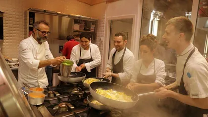 OLIMPIADĂ. Un bucătar italian cu 3 stele Michelin găteşte pentru săraci din hrana rămasă de la sportivii din Satul Olimpic VIDEO